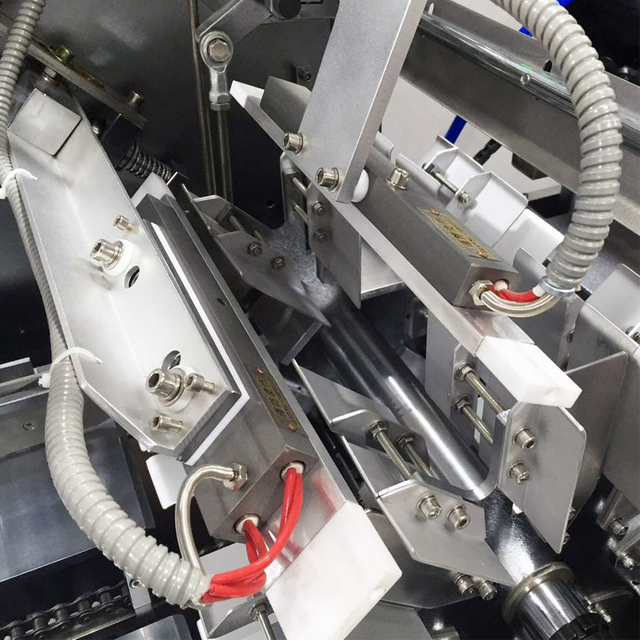 Most Popular Film Shrink Cutting Mobile Phone Carton Box Wrapper shrinking sealer Wrapping Machine